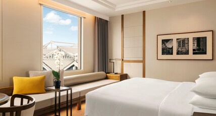 Conrad Singapore Marina Bay Room Type - DELUXE KING