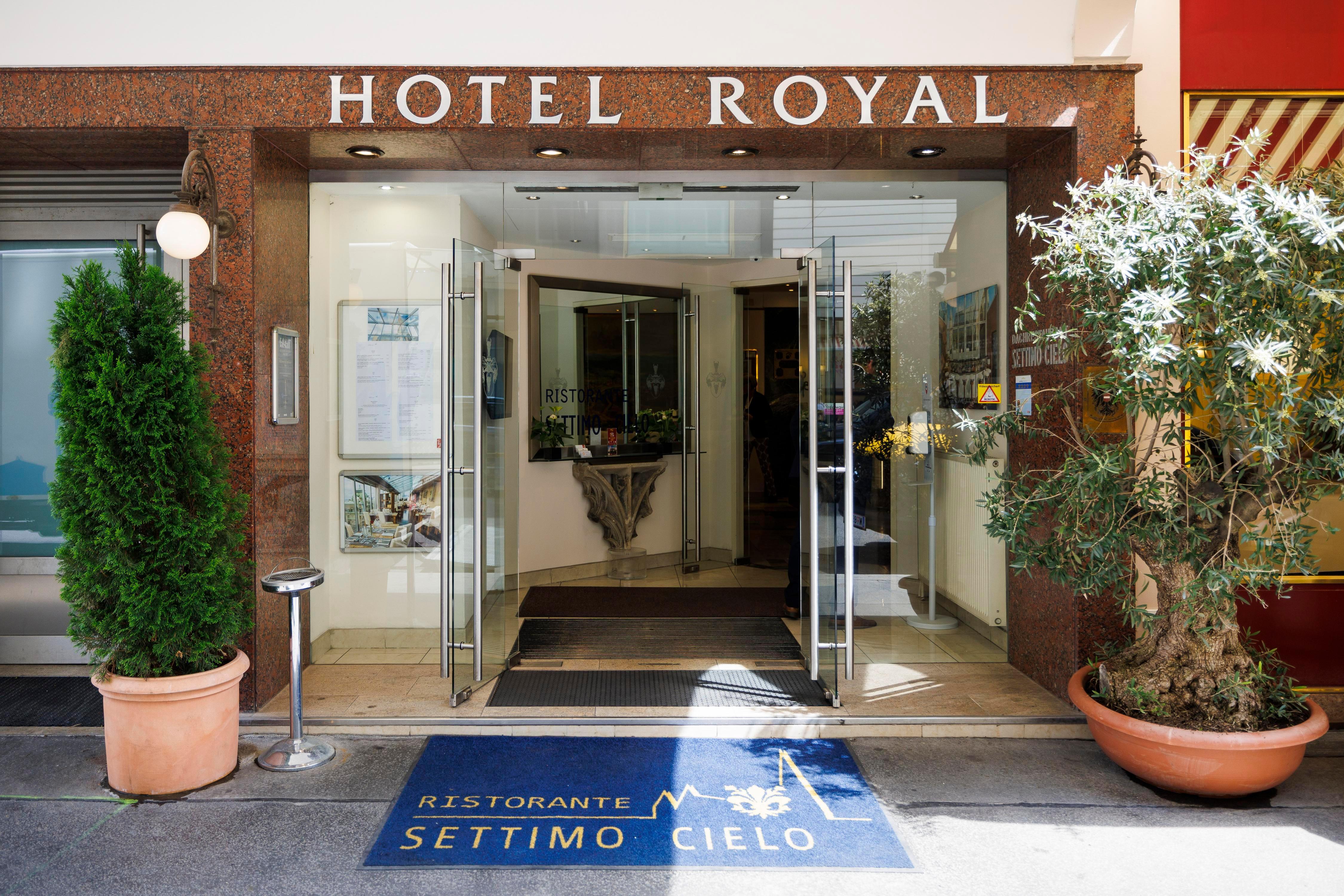 Hotel Royal Vienna - Tap to explore photos