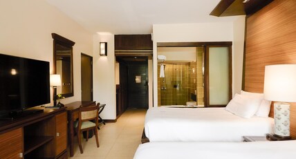 SIAM BAYSHORE RESORT PATTAYA Room Type - Tropical Deluxe Garden Twin Bed
