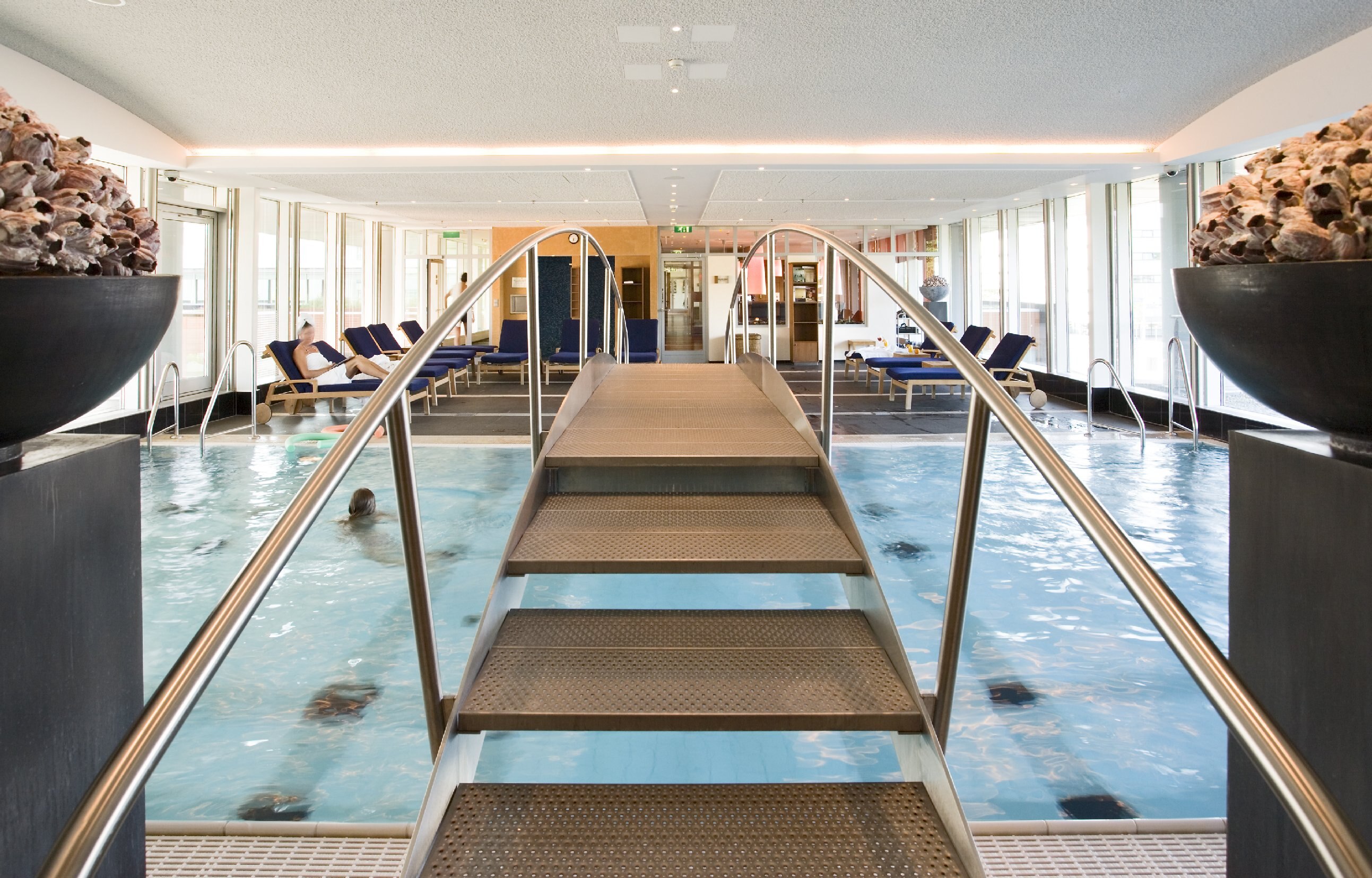 Steigenberger Airport Hotel Amsterdam - Tap to explore photos
