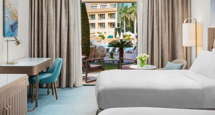 Hilton Pyramids Golf Room Type - TWIN POOL FLOOR