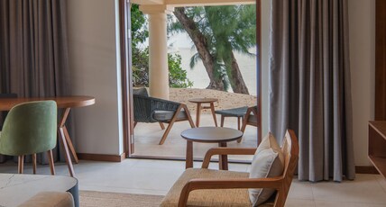 Hilton Mauritius Resort & Spa Room Type - BEACHFRONT JUNIOR SUITE Hilton Mauritius Resort & Spa Room Type - BEACHFRONT JUNIOR SUITE