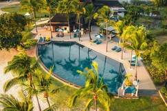 Maradiva Resort