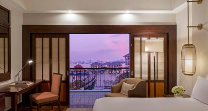 InterContinental Hanoi Westlake Room Type - 1 King Classic Club Lake View InterContinental Hanoi Westlake Room Type - 1 King Classic Club Lake View