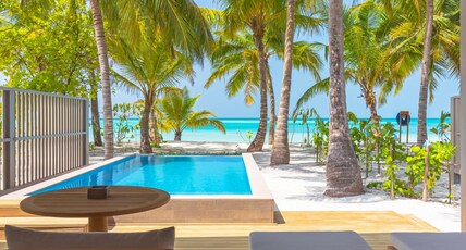 Meeru Island Resort & Spa Room Type - Beach Pool Villa