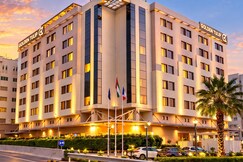 Golden Tulip Muscat