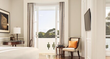 Raffles Grand Hotel d'Angkor Room Type - Colonial Suite King