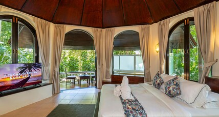 Chaweng Bay View Resort by Smith & Appy Room Type - Luxury Garden View Cottage with Jacuzzi Chaweng Bay View Resort by Smith & Appy Room Type - Luxury Garden View Cottage with Jacuzzi