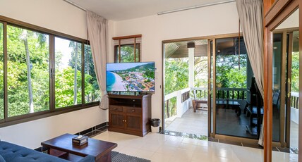 Chaweng Bay View Resort by Smith & Appy Room Type - Deluxe One-Bedroom King Suite