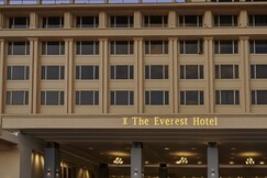 The Everest Hotel