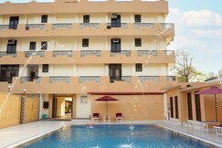 Hotel Neeraj Bhawan - Triveni Ghat