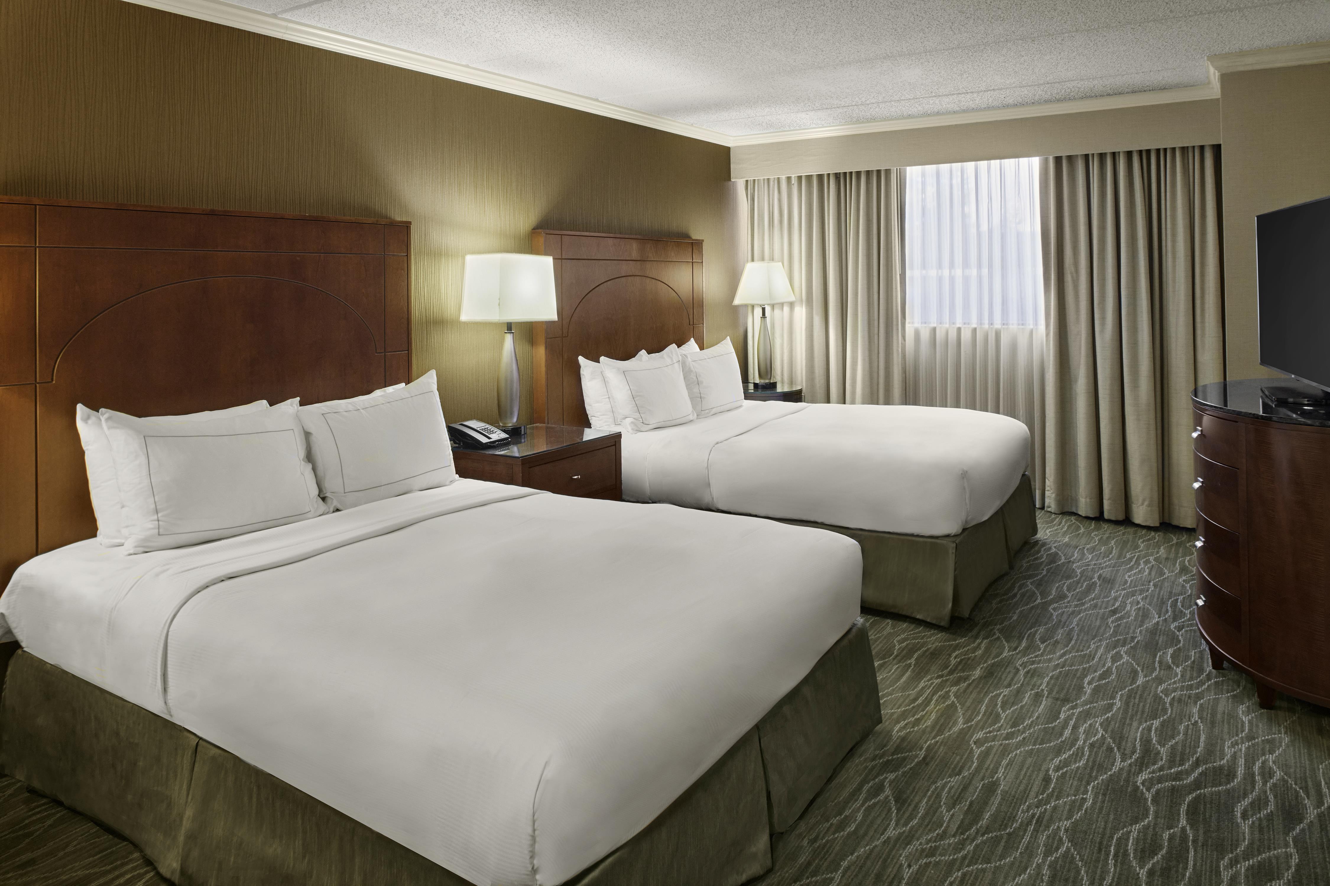 DoubleTree by Hilton Akron Fairlawn