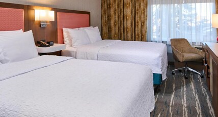 Hampton Inn Anchorage Room Type - 2 QUEEN BEDS NONSMOKING