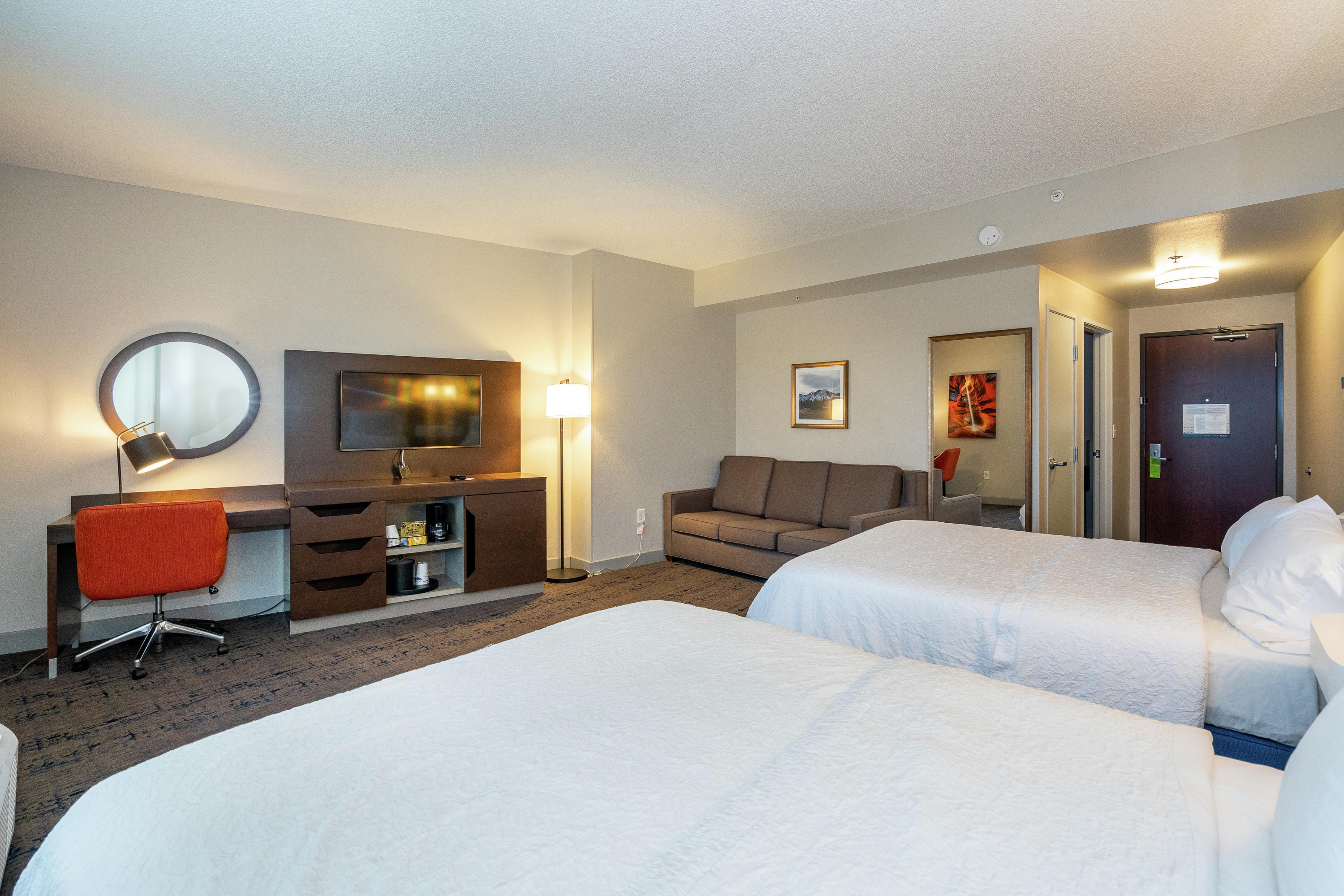 Hampton Inn & Suites Flagstaff Room Type - 2 QUEEN W SOFABED