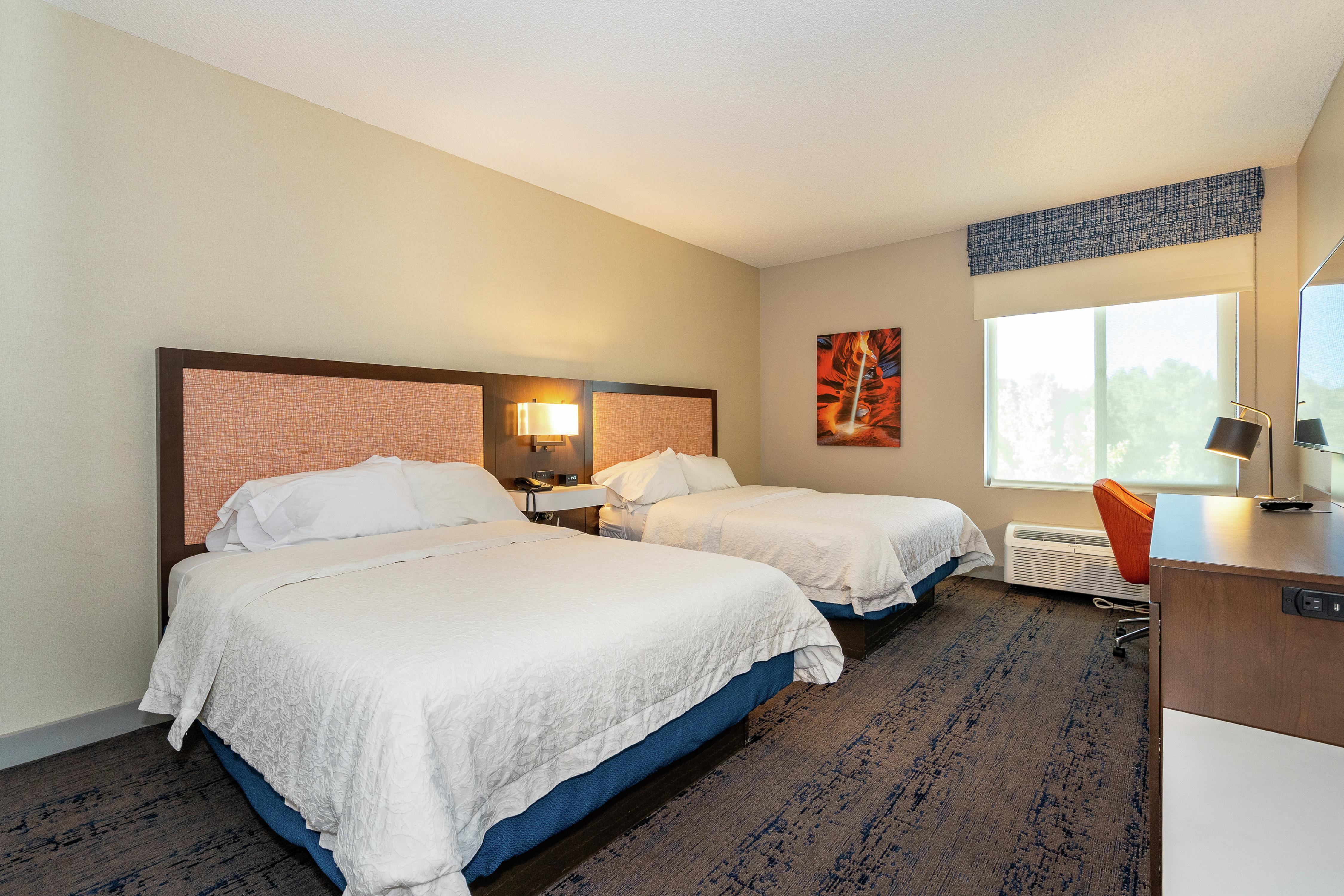 Hampton Inn & Suites Flagstaff - Tap to explore photos