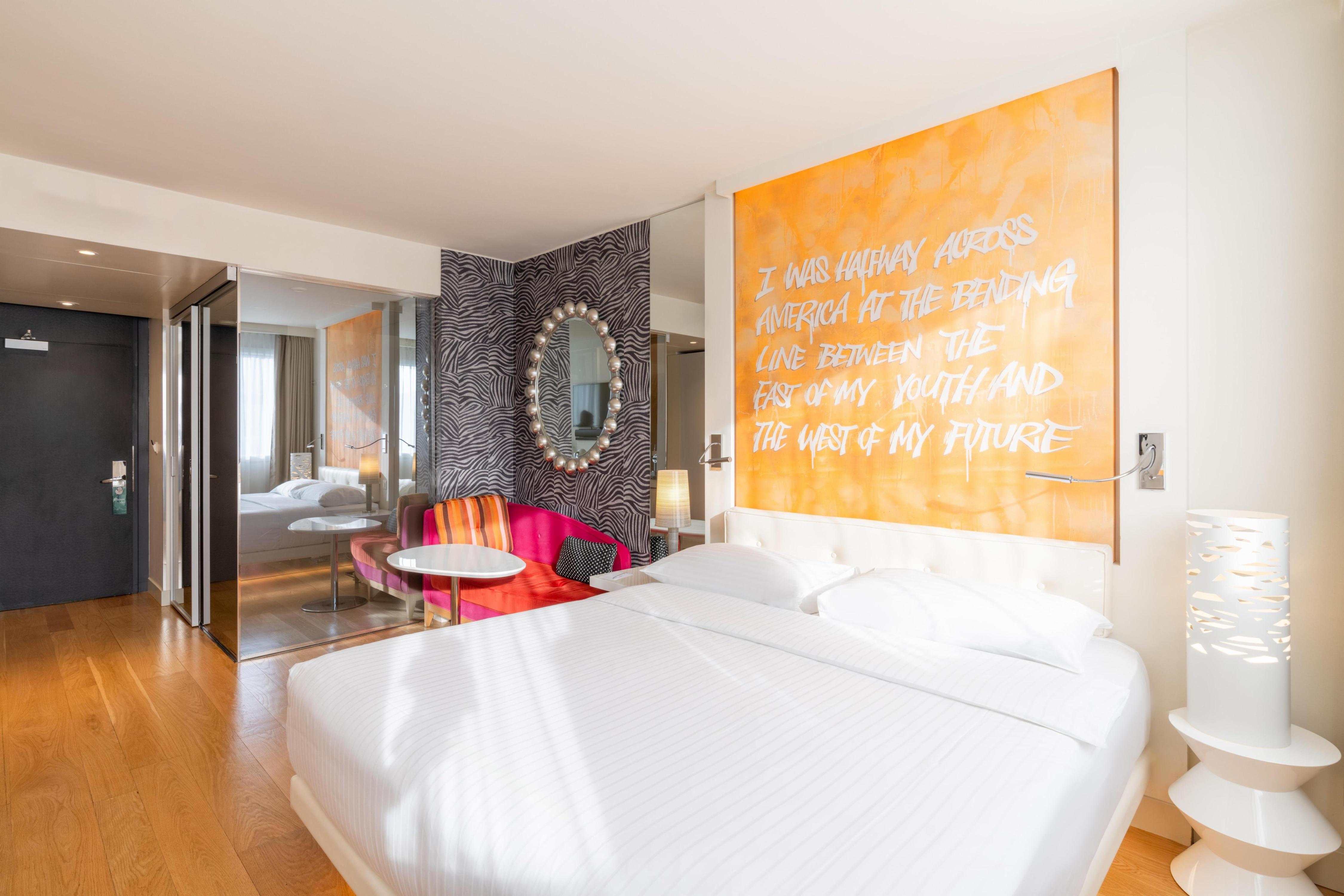 Hotel N'vy Manotel