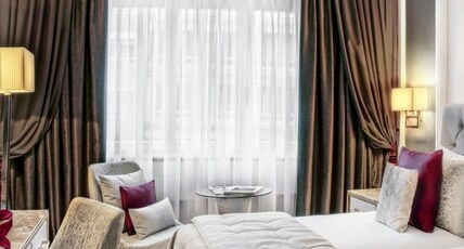 Royal Manotel Room Type - Superior Double Room