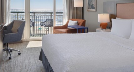 Hampton Inn & Suites Myrtle Beach Room Type - 1K OCNFRONT ACC TUB NS