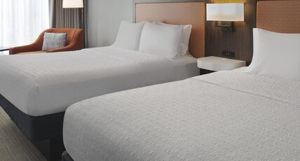 Hampton Inn & Suites Myrtle Beach Room Type - 2QN 1BR STE OCNFRNT NOSMOK