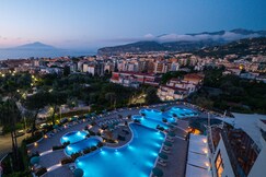 Hilton Sorrento Palace
