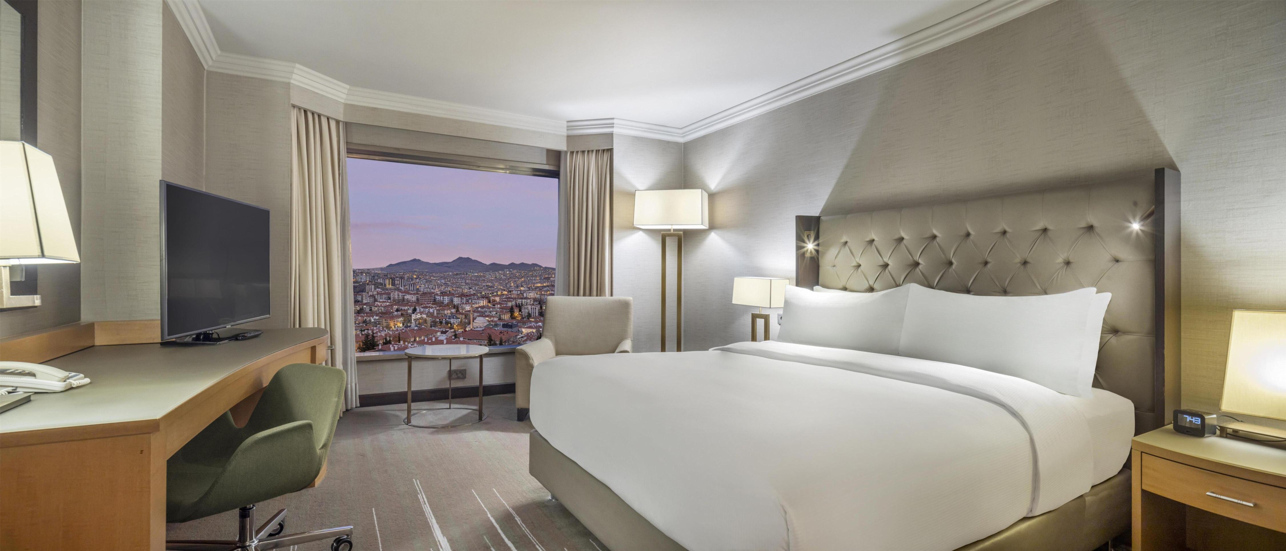 Ankara Hilton Room Type - KING DELUXE ROOM
