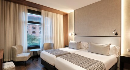 Catalonia Barcelona Plaza Room Type - Double or Twin Room Catalonia Barcelona Plaza Room Type - Double or Twin Room