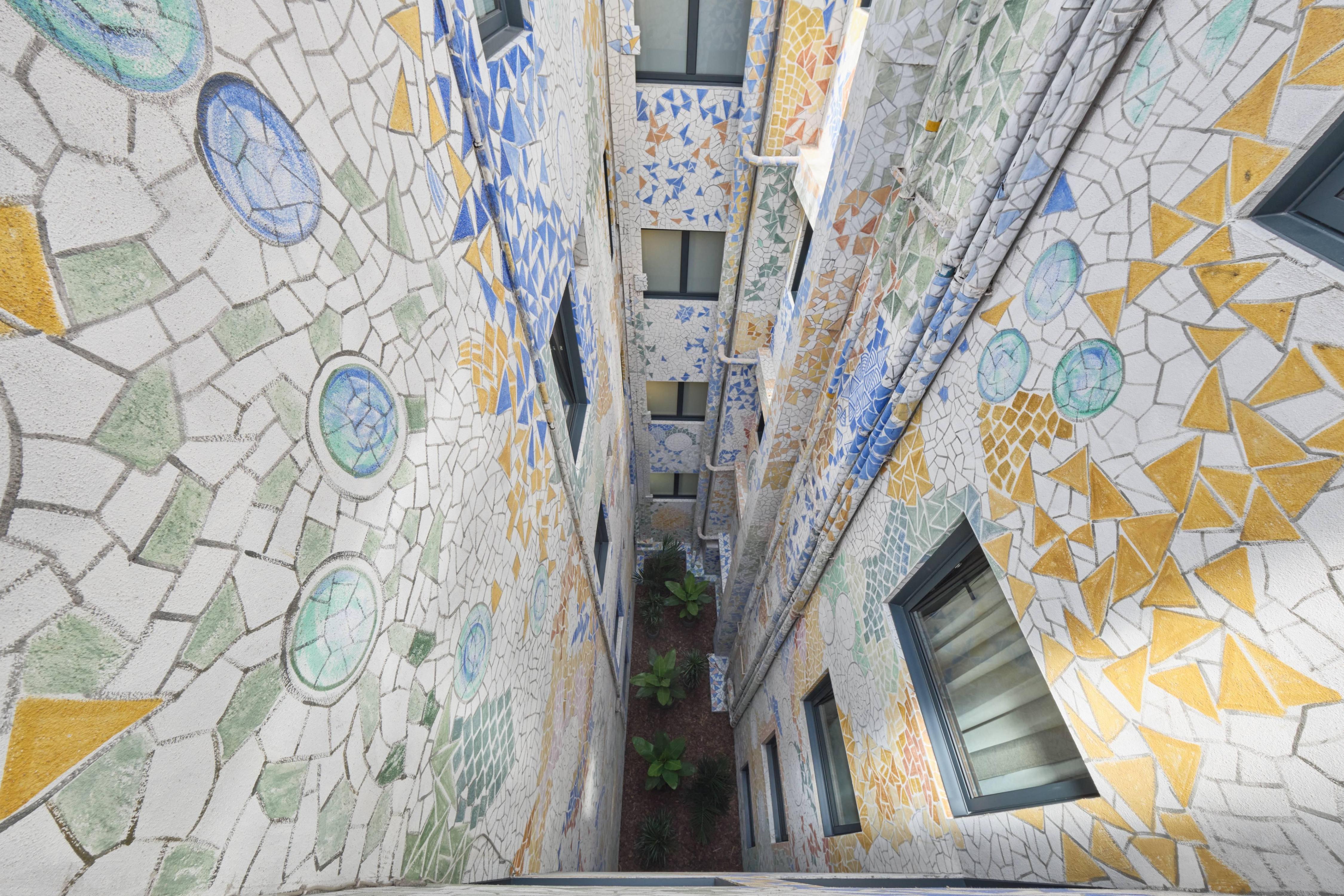 Catalonia Park Guell - Tap to explore photos