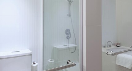 Centara Watergate Pavilion Hotel Bangkok Room Type - Premium Family Residence King + Bunk Beds