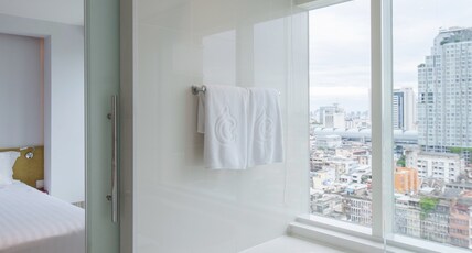 Centara Watergate Pavilion Hotel Bangkok Room Type - Deluxe Family Residence King + Bunk Beds