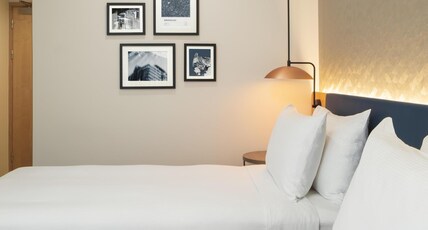 Hilton Garden Inn Bristol City Centre Room Type - TWIN ROOM PARK VIEW