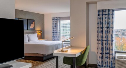 Hilton Garden Inn Denver Tech Center Room Type - 1 KING JUNIOR STUDIO SUITE
