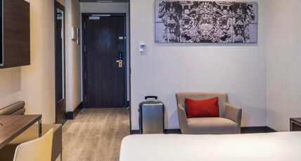 Novotel Madrid Center Room Type - Standard Room with twin beds