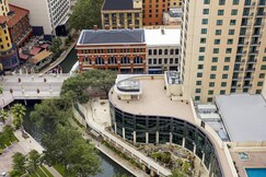 Embassy Suites San Antonio Riverwalk Downtown Hotel