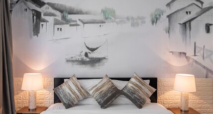 Benviar Tonson Residence Room Type - Three Bedroom Suite