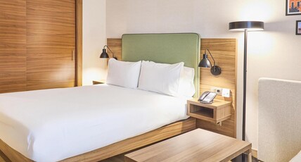 Hilton Garden Inn Sevilla Room Type - QUEEN ROOM