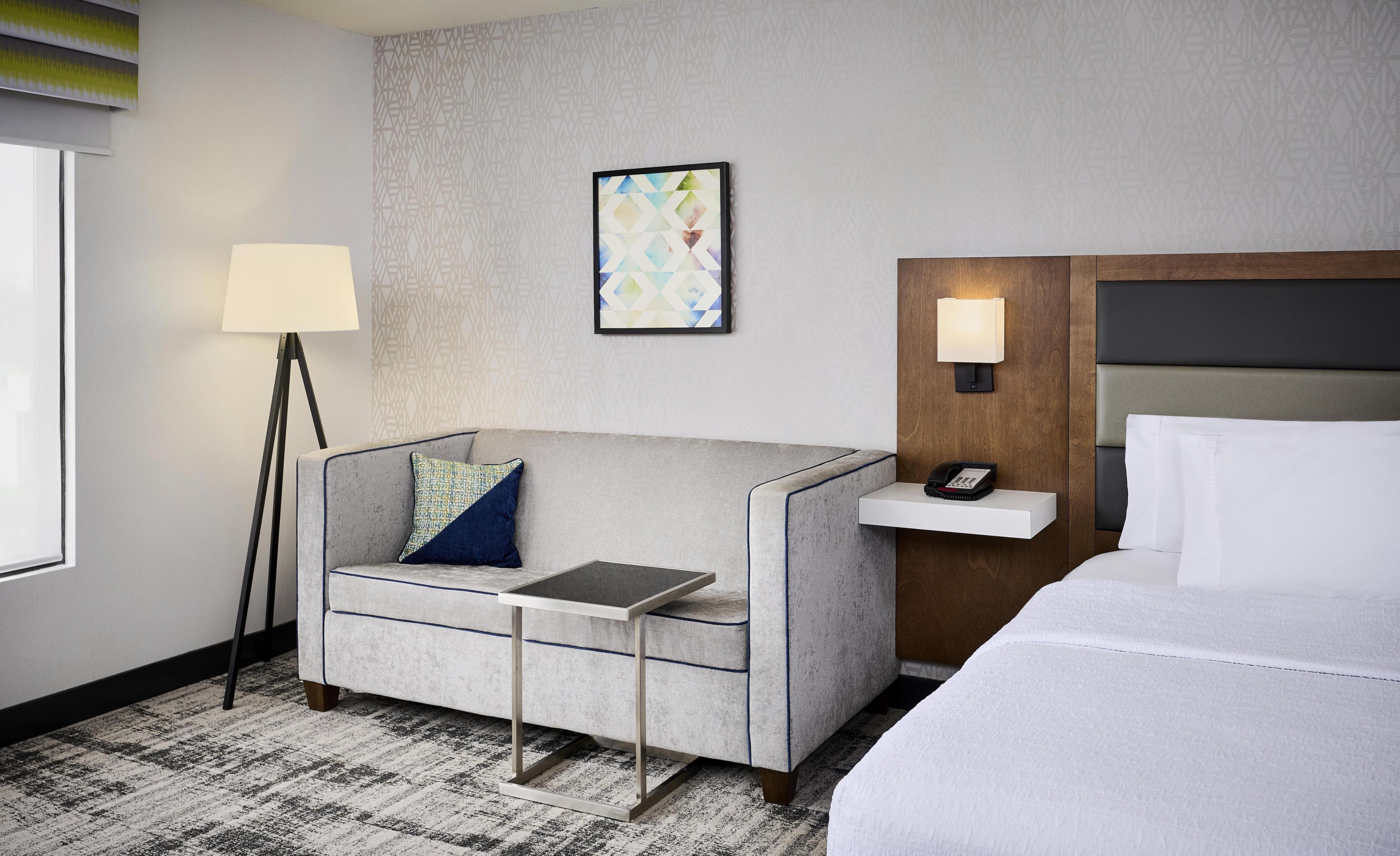 Hampton Inn & Suites by Hilton Windsor - Tap to explore photos