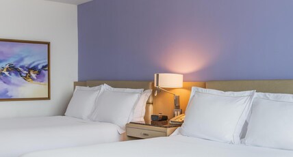 Hilton Cartagena Room Type - 2 QUEEN SUITE PARLOR OCEAN