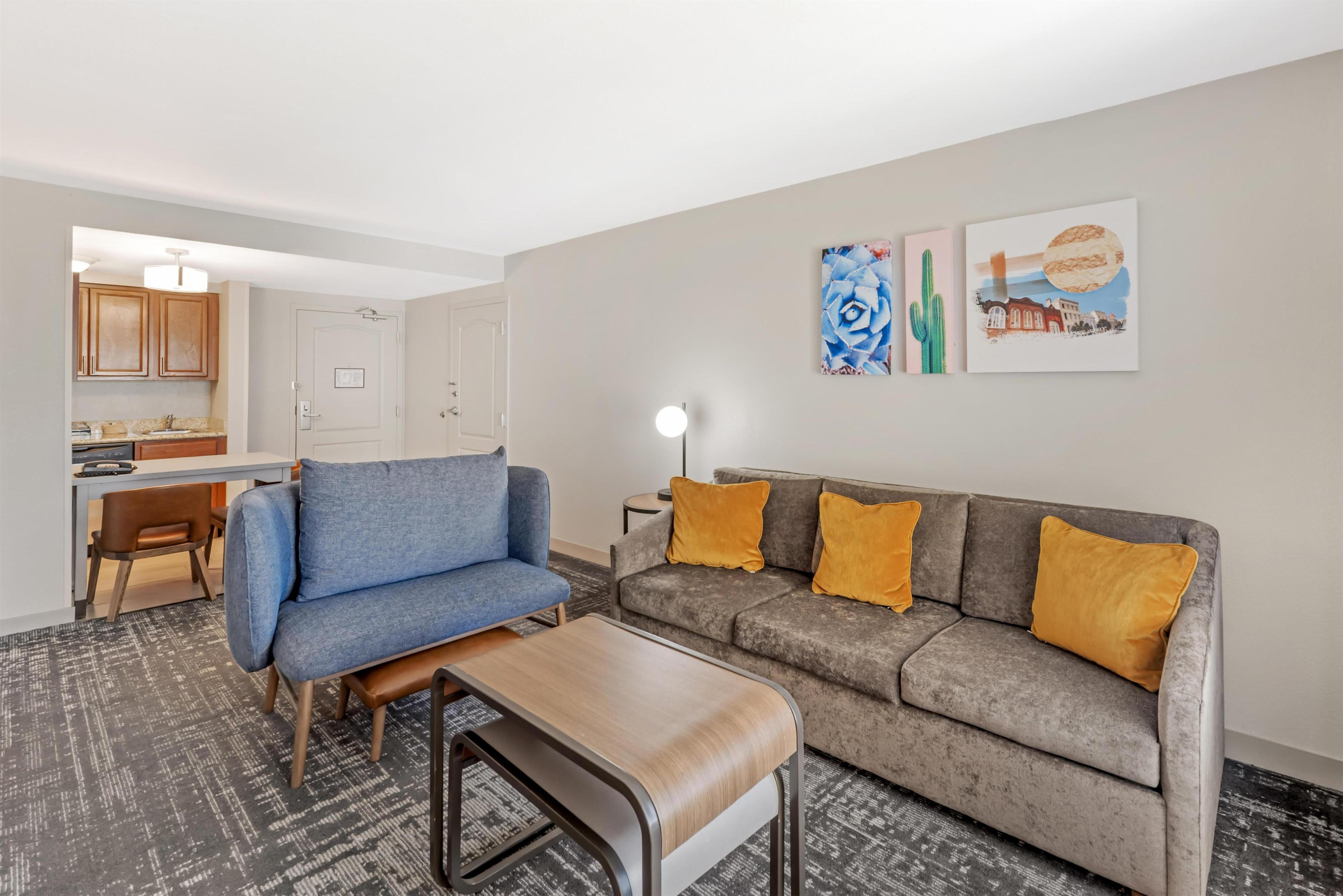 Homewood Suites by Hilton Laredo at Mall del Norte