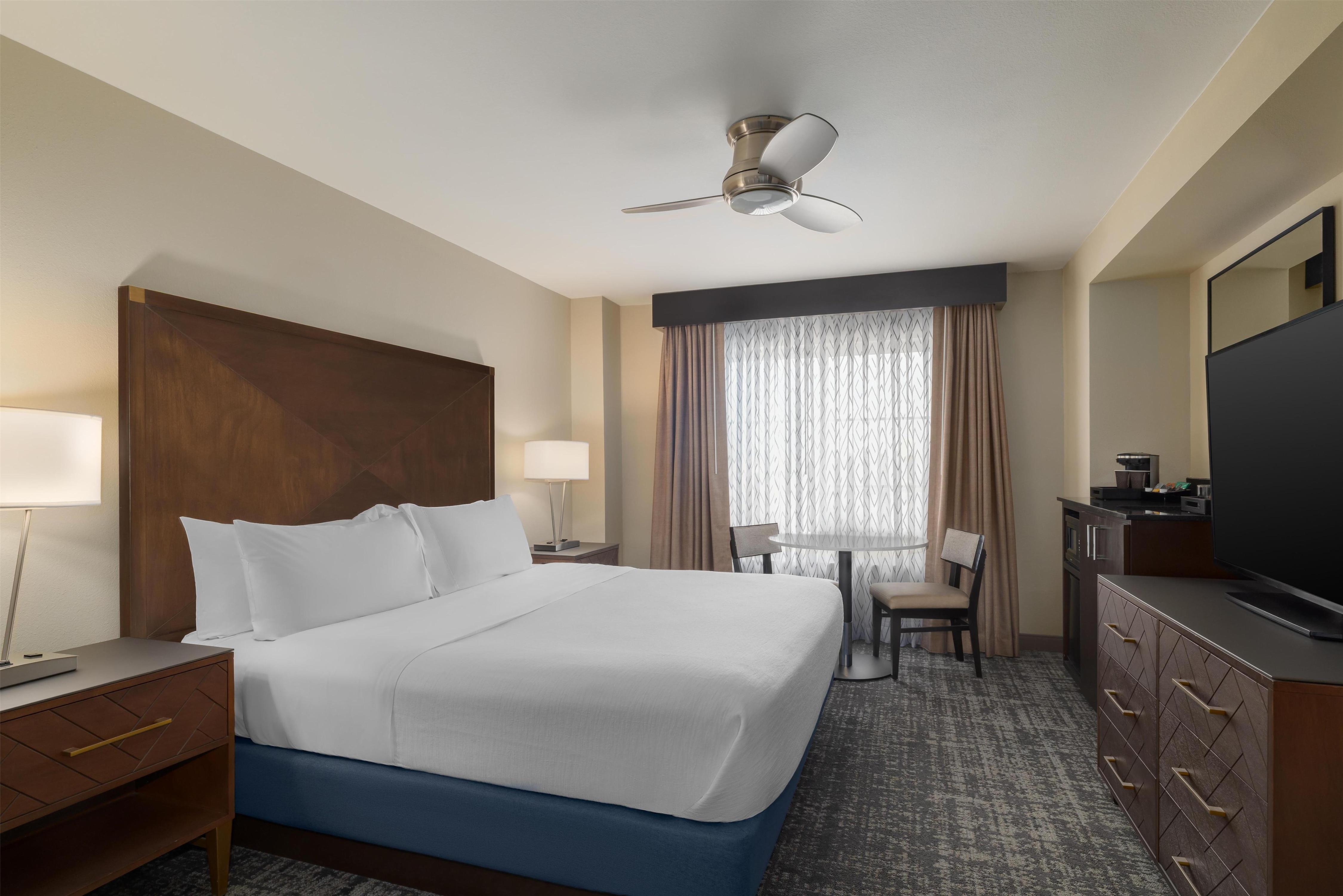 Embassy Suites Laredo Room Type - 1 KING BED ONE ROOM STUDIO