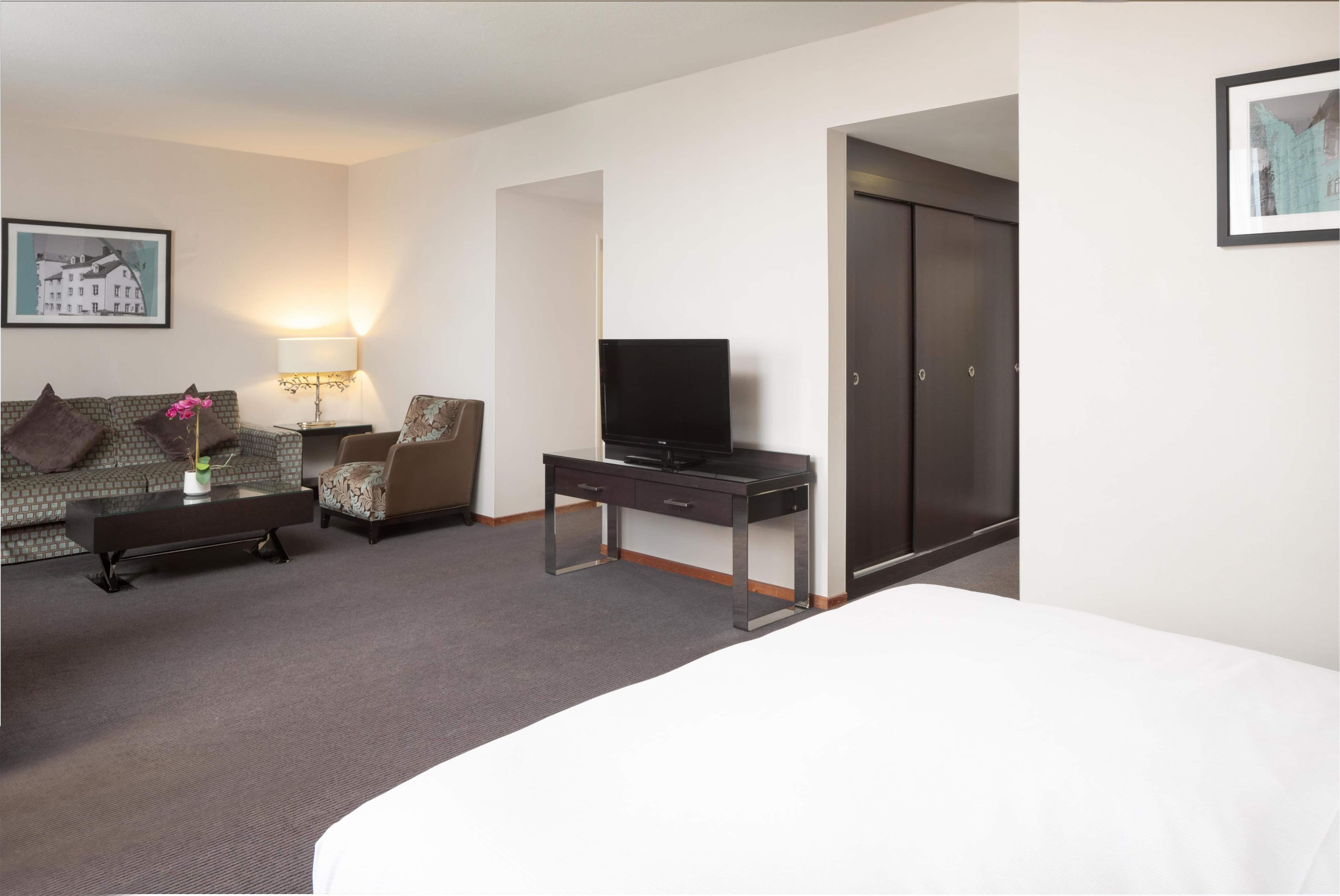 Doubletree by Hilton Luxembourg Room Type - JUNIOR SUITE