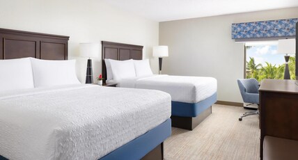 Hampton Inn Naples Central Room Type - 2 QUEEN BEDS
