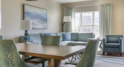 Hilton Grand Vacations at SeaWorld Room Type - 2 KING 2 BEDROOM SUITE