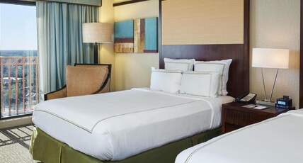DoubleTree by Hilton Hotel Orlando at SeaWorld Room Type - 2 QUEENS MAIN TWR NOSMOKE