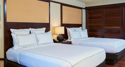 DoubleTree by Hilton Hotel Orlando at SeaWorld Room Type - 2 QUEENS GARDEN VIEW