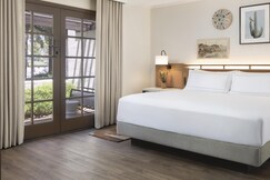 The Scottsdale Resort and Spa, Curio Collection by Hilton