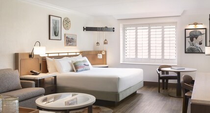 The Scottsdale Resort and Spa, Curio Collection by Hilton Room Type - 1 KING POOL VIEW