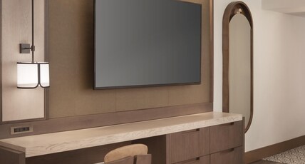 The Scottsdale Resort and Spa, Curio Collection by Hilton Room Type - 1 KG POOL VIEW STDO SUITE