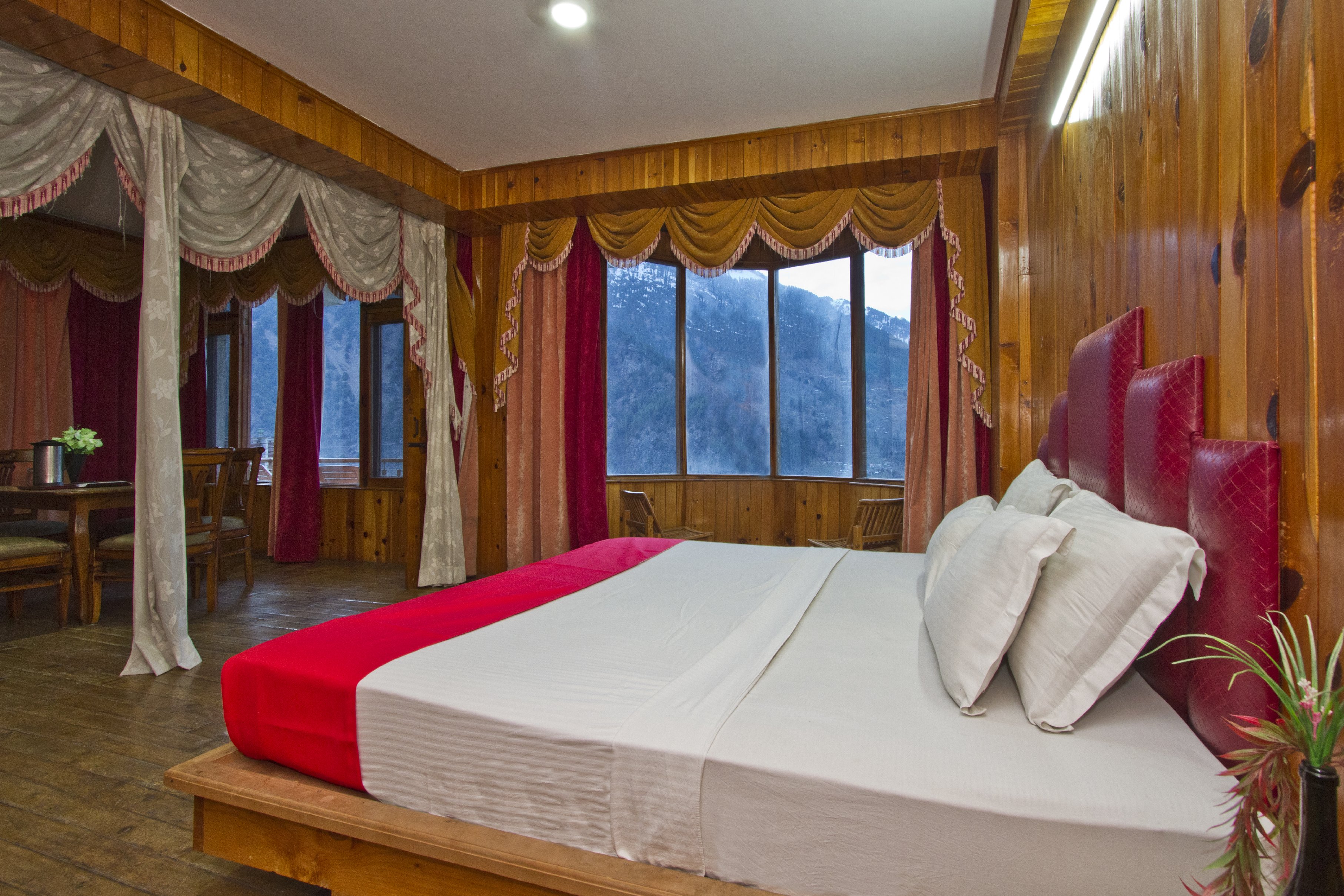 Sarthak Resorts - Tap to explore photos