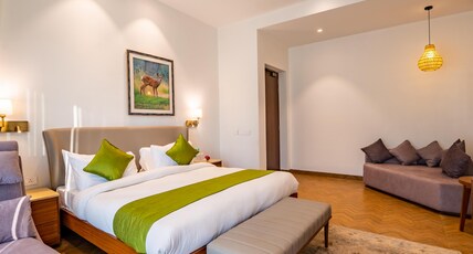 Tiger Camp Resort-A River Access Property Room Type - Riverine Room