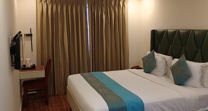 Grand Residence Room Type - Deluxe Room